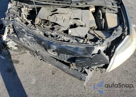 2009 Toyota Corolla Base z USA, uszkodzony, nr VIN JTDBL40EX9J033484